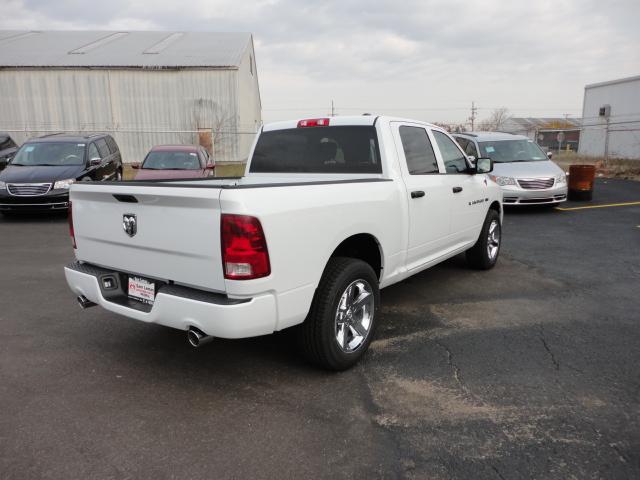 Dodge Ram 1500 2012 photo 2