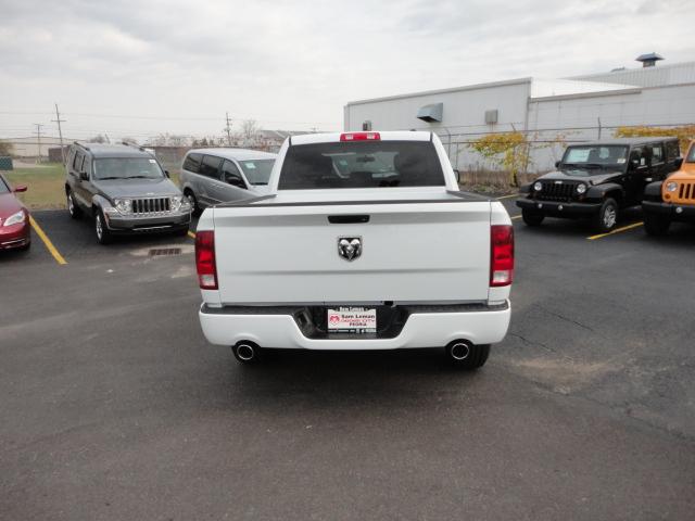 Dodge Ram 1500 2012 photo 3