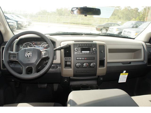 Dodge Ram 1500 2012 photo 1