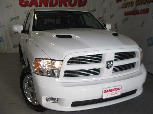 Dodge Ram 1500 2012 photo 2