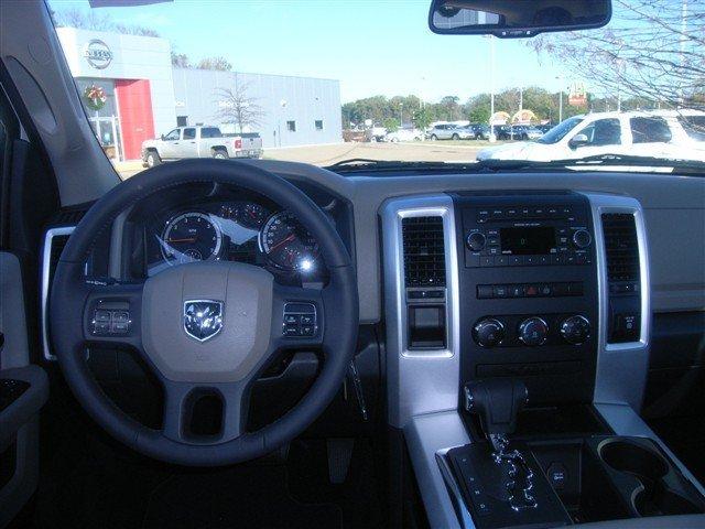 Dodge Ram 1500 2012 photo 5