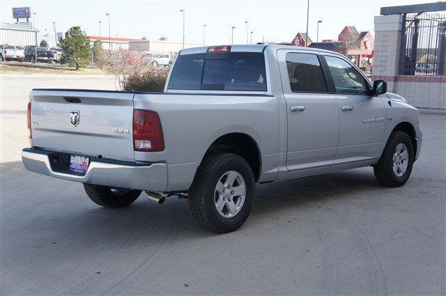 Dodge Ram 1500 2012 photo 3