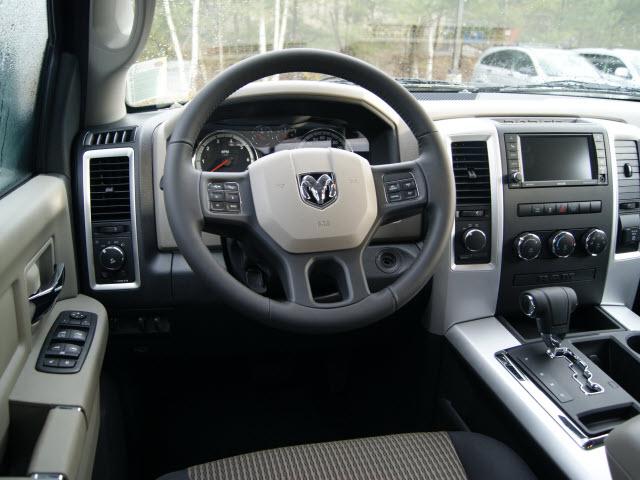 Dodge Ram 1500 2012 photo 3