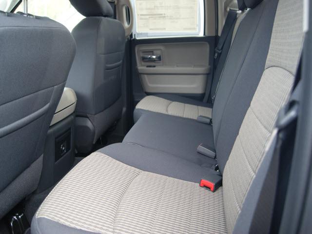 Dodge Ram 1500 2012 photo 3