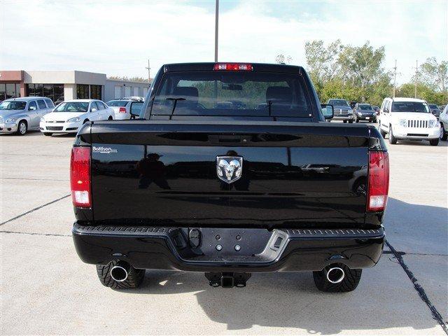 Dodge Ram 1500 2012 photo 2