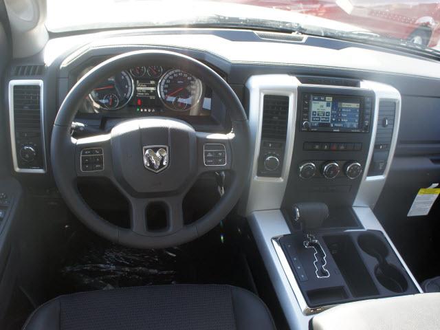 Dodge Ram 1500 2012 photo 3