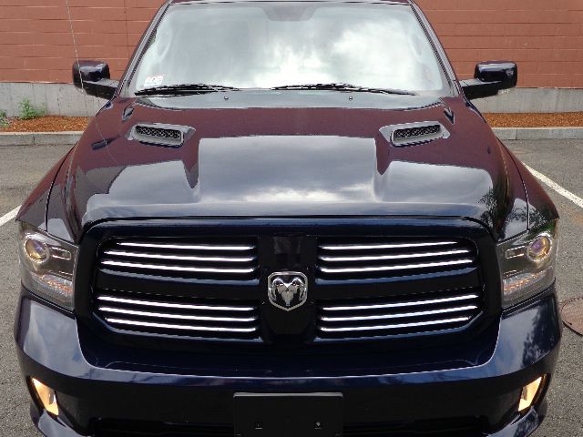 Dodge Ram 1500 2013 photo 1