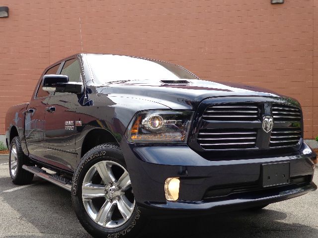Dodge Ram 1500 2013 photo 2