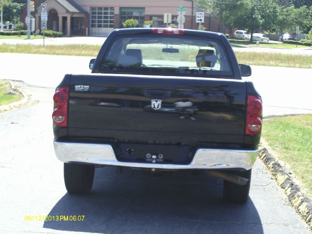 Dodge Ram 1500 2014 photo 2