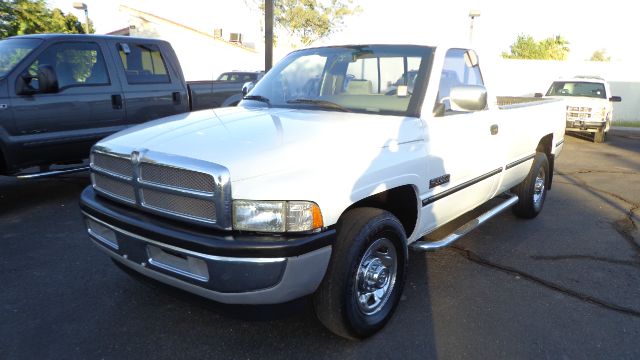 Dodge Ram 2500 1994 photo 3