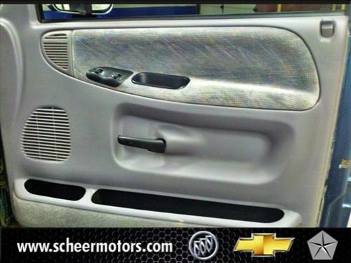 Dodge Ram 2500 1996 photo 3