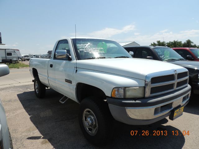 Dodge Ram 2500 1996 photo 2