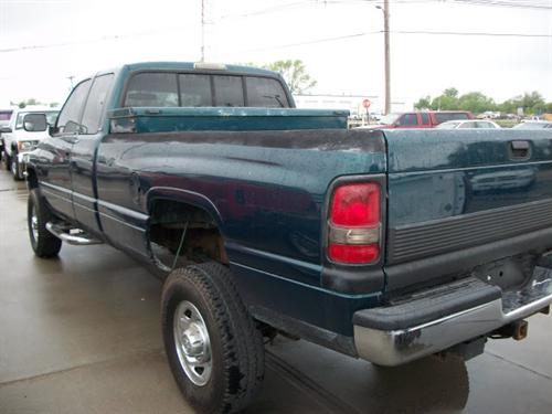 Dodge Ram 2500 1996 photo 4