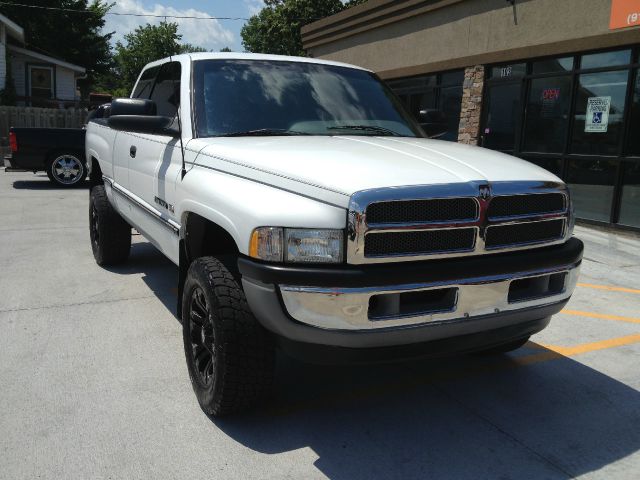Dodge Ram 2500 1996 photo 4