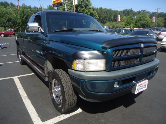 Dodge Ram 2500 1997 photo 2