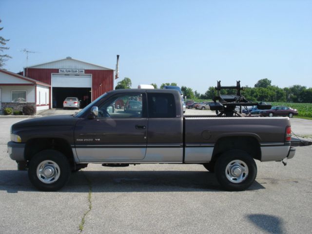 Dodge Ram 2500 Reg Cab 4WD ST Pickup Truck