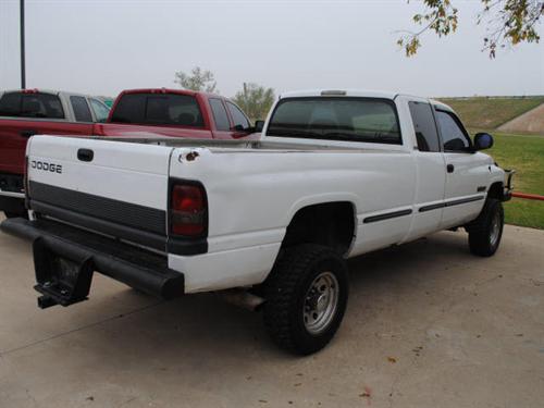 Dodge Ram 2500 1998 photo 2