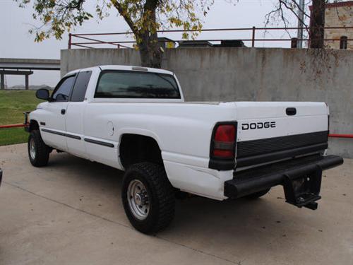 Dodge Ram 2500 1998 photo 3