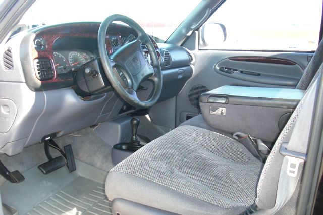 Dodge Ram 2500 1998 photo 3