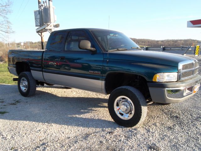 Dodge Ram 2500 1999 photo 1