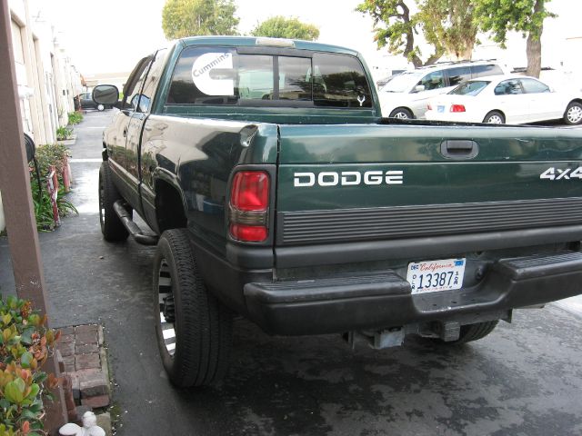 Dodge Ram 2500 1999 photo 4