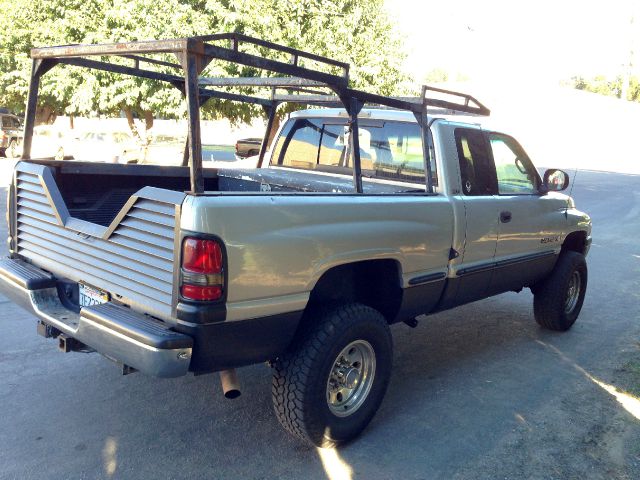 Dodge Ram 2500 1999 photo 1
