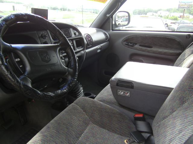 Dodge Ram 2500 1999 photo 2