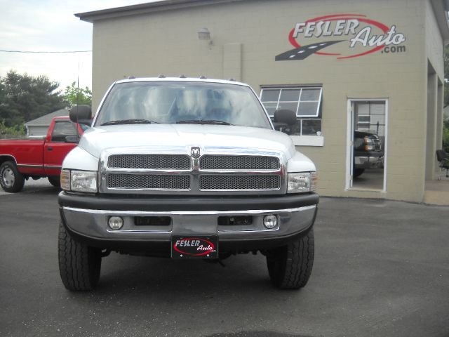 Dodge Ram 2500 1500 LT 4WD Pickup Truck