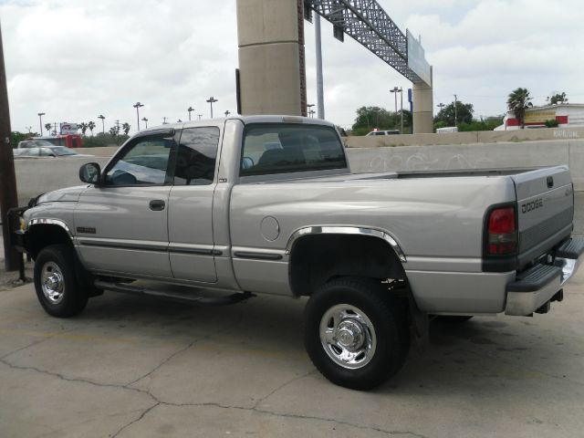 Dodge Ram 2500 1999 photo 18