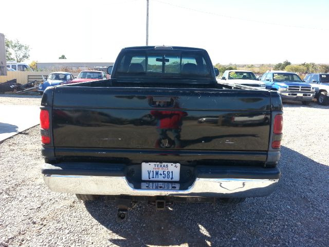 Dodge Ram 2500 2000 photo 2