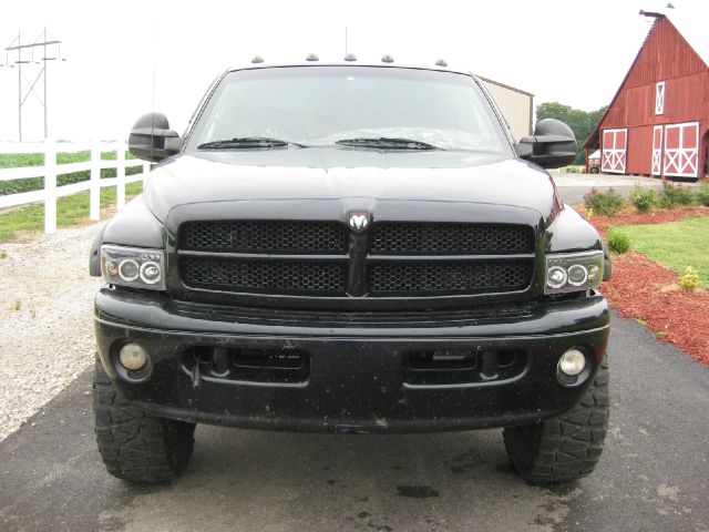 Dodge Ram 2500 2000 photo 3