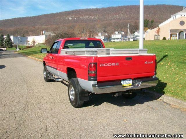 Dodge Ram 2500 2000 photo 3