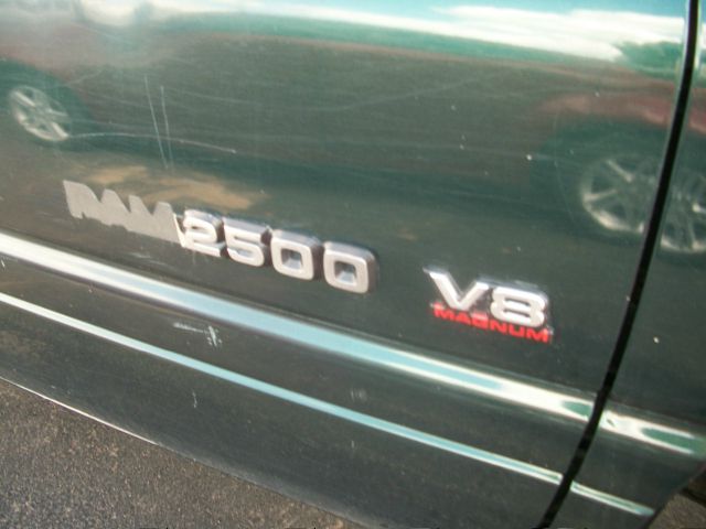 Dodge Ram 2500 2000 photo 12