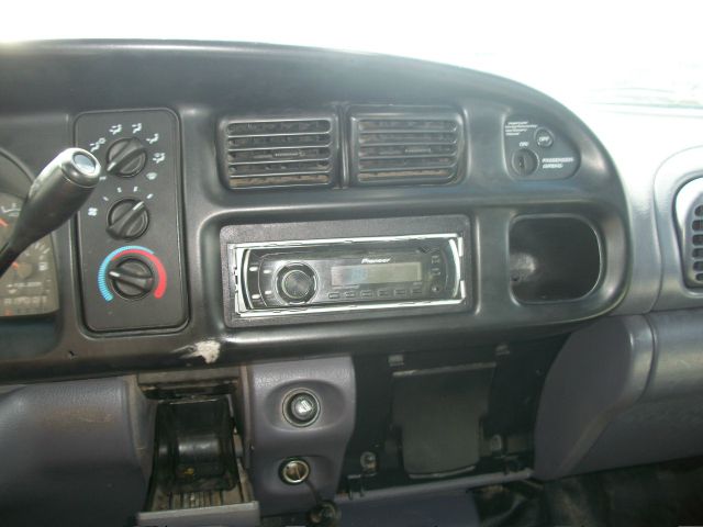 Dodge Ram 2500 2000 photo 6