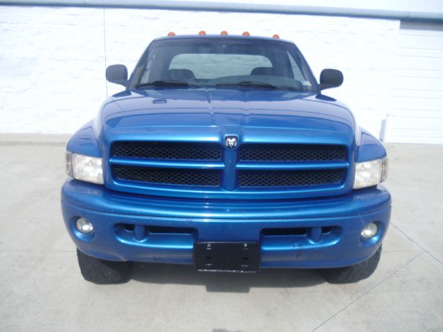 Dodge Ram 2500 2000 photo 3