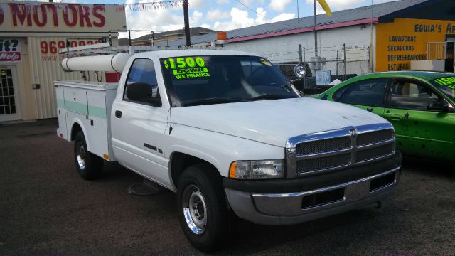 Dodge Ram 2500 2000 photo 2