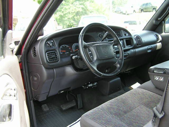 Dodge Ram 2500 2001 photo 4