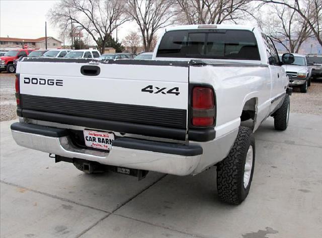 Dodge Ram 2500 2001 photo 3