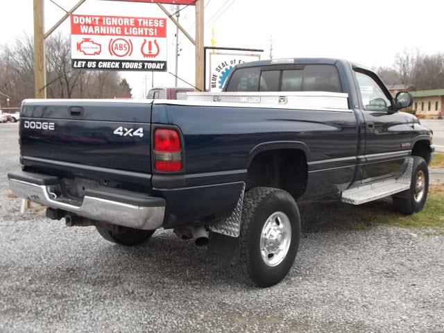 Dodge Ram 2500 2001 photo 4