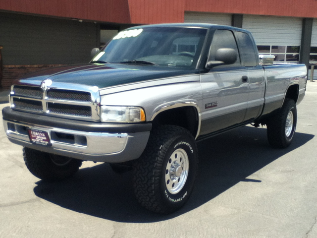 Dodge Ram 2500 2001 photo 3