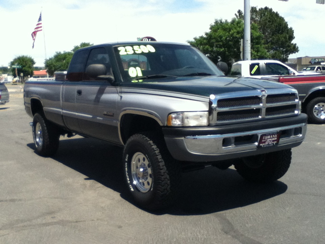 Dodge Ram 2500 2001 photo 4