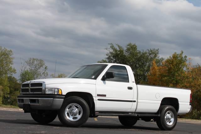 Dodge Ram 2500 2001 photo 2