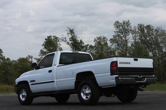 Dodge Ram 2500 2001 photo 4