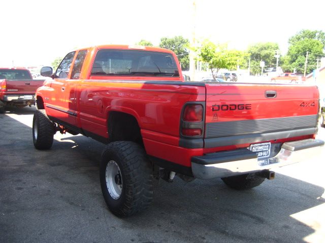 Dodge Ram 2500 2001 photo 2