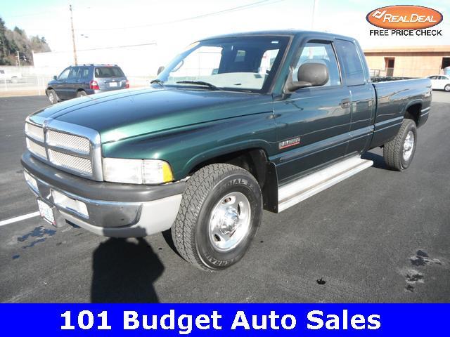 Dodge Ram 2500 SLT Pickup