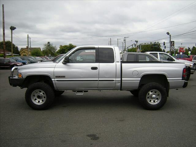 Dodge Ram 2500 2001 photo 3