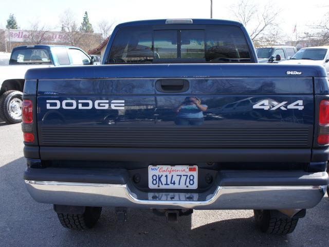 Dodge Ram 2500 2001 photo 3
