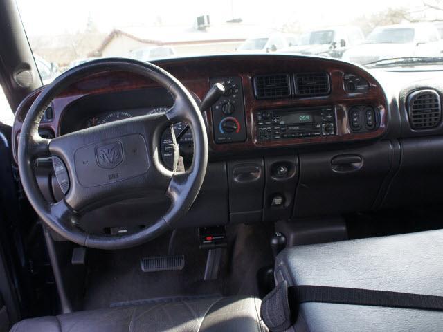 Dodge Ram 2500 2001 photo 5