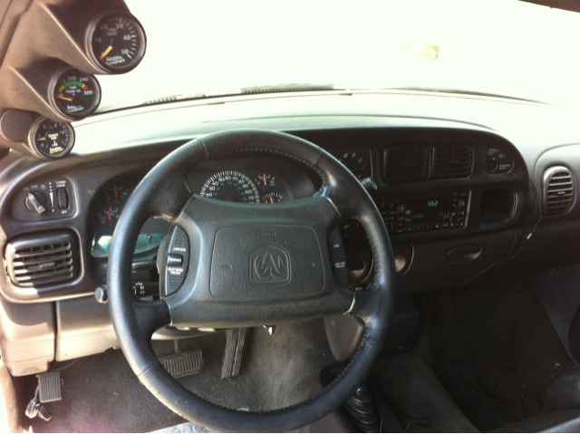 Dodge Ram 2500 2001 photo 3