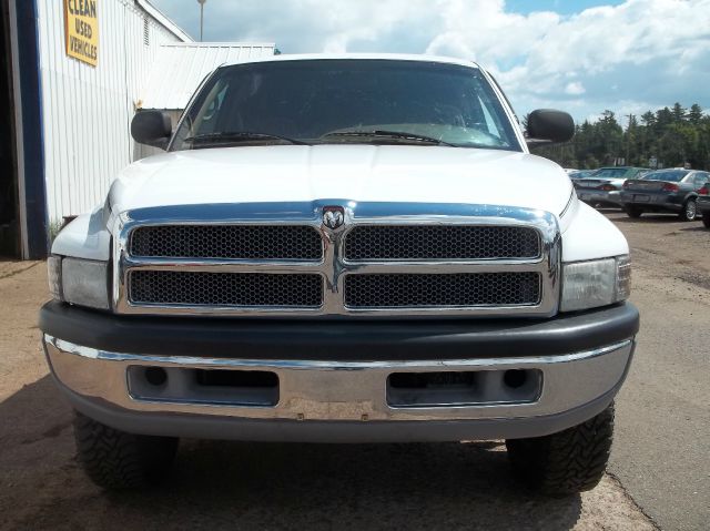 Dodge Ram 2500 2001 photo 2